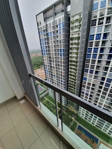 Kondominium untuk Disewa di Lakefront Residence - Ethan Yong - Balcony - PropertyGuru.com.my