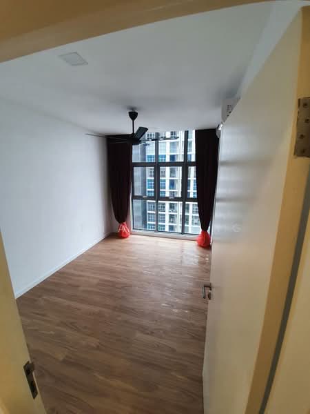 Kondominium untuk Disewa di Lakefront Residence - Ethan Yong - PropertyGuru.com.my