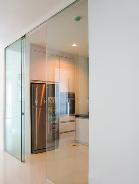 Condominium for Rent at Gurney Paragon - Andrew Chong - Kitchen - PropertyGuru.com.my