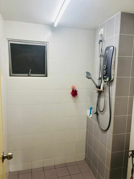 Pangsapuri untuk Disewa di Seri Pinang - Vincent Tan - Bathroom - PropertyGuru.com.my