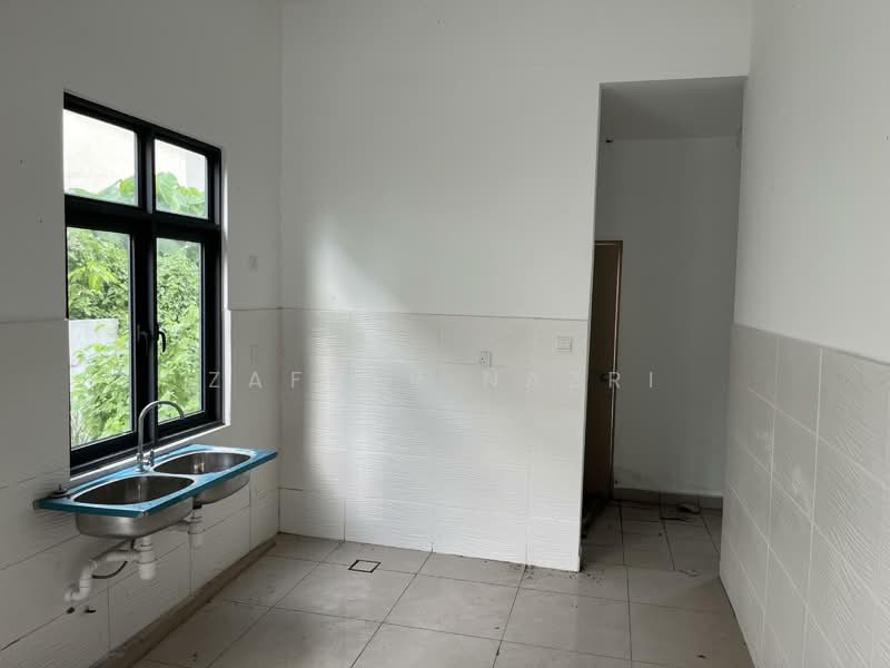 Semi-Detached House for Rent in Taman Morib (Banting) - ZAFFUR NAZRI - Kitchen - PropertyGuru.com.my