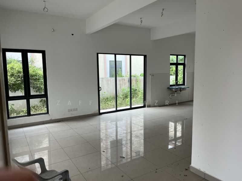 Semi-Detached House for Rent in Taman Morib (Banting) - ZAFFUR NAZRI - Living Room - PropertyGuru.com.my