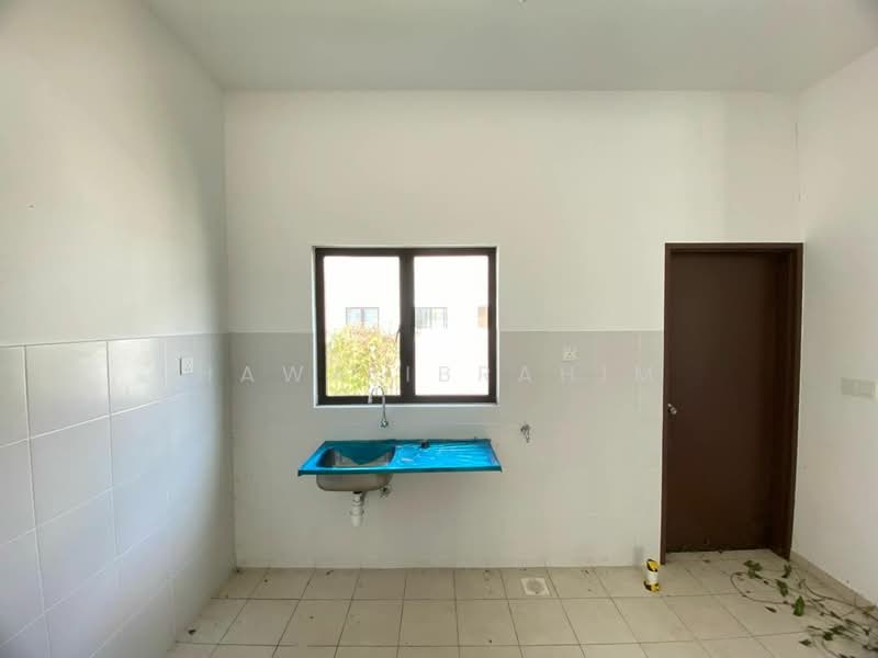 Rumah Kluster untuk Dijual di Hulu Langat (Selangor) - Hawa Ibrahim - Kitchen - PropertyGuru.com.my