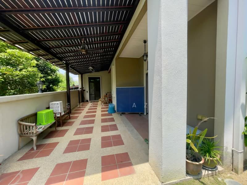 Semi-Detached House for Sale in Shah Alam (Selangor) - Ashraf Azwan - Exterior - PropertyGuru.com.my