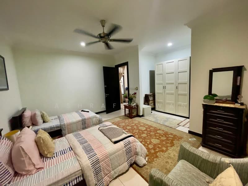 Semi-Detached House for Sale in Shah Alam (Selangor) - Ashraf Azwan - Bedroom - PropertyGuru.com.my