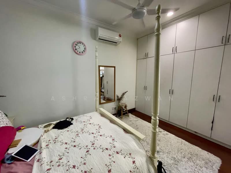 Semi-Detached House for Sale in Shah Alam (Selangor) - Ashraf Azwan - Bedroom - PropertyGuru.com.my