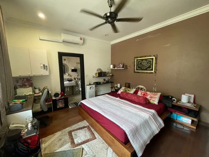 Semi-Detached House for Sale in Shah Alam (Selangor) - Ashraf Azwan - Bedroom - PropertyGuru.com.my