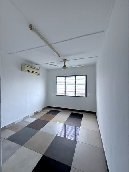 Rumah Teres 2 Tingkat untuk Dijual di Taman Nora (Ulu Tiram) - Calvin Lee - PropertyGuru.com.my