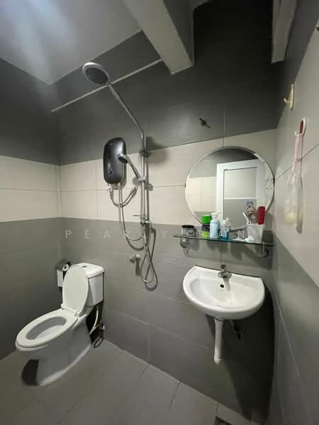 Rumah Teres 2 Tingkat untuk Dijual di SS19 (Subang Jaya) - Pearly Gan - Bathroom - PropertyGuru.com.my