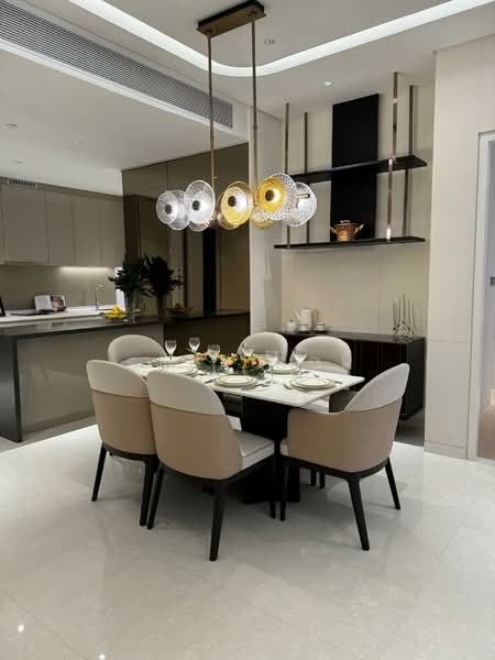 Servis Apartment untuk Dijual di Pavilion Square - Sara Goh - Dining Room - PropertyGuru.com.my