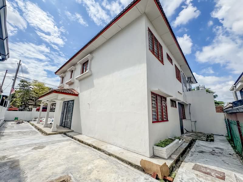 Semi-Detached House for Sale in Taman Taming Jaya (Balakong) - Arif Halim - PropertyGuru.com.my