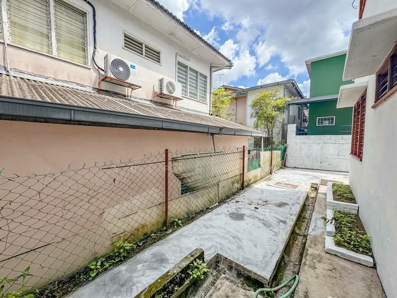Semi-Detached House for Sale in Taman Taming Jaya (Balakong) - Arif Halim - PropertyGuru.com.my