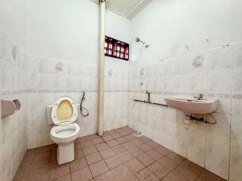 Semi-Detached House for Sale in Taman Taming Jaya (Balakong) - Arif Halim - PropertyGuru.com.my