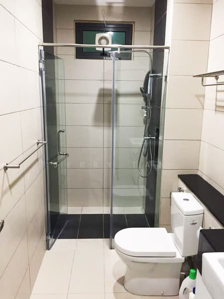 Kondominium untuk Disewa di Marinox Sky Villas - Jerry Tan - Bathroom - PropertyGuru.com.my