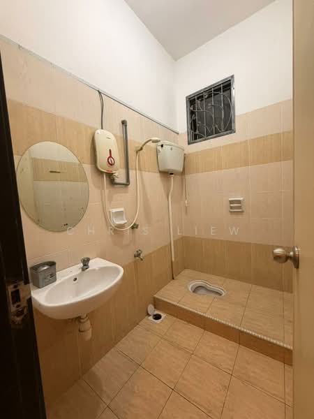 Rumah Teres 2 Tingkat untuk Disewa di Iskandar Puteri (Nusajaya) (Johor) - Chris Liew - Bathroom - PropertyGuru.com.my