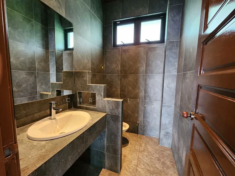 Bungalow for Rent in Masai (Johor) - Chris Liew - Bathroom - PropertyGuru.com.my