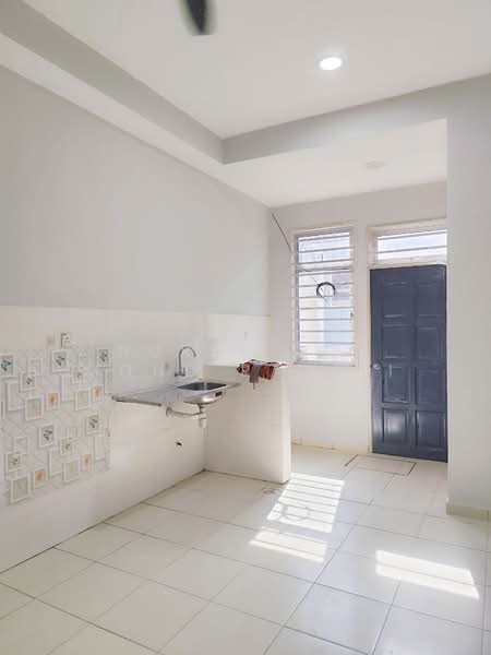 Rumah Teres untuk Dijual di Seremban (Negeri Sembilan) - Nurul Ain Mohd Razali - Kitchen - PropertyGuru.com.my