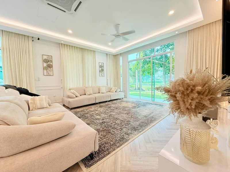Rumah Berkembar untuk Dijual di Seremban (Negeri Sembilan) - Nurul Ain Mohd Razali - Living Room - PropertyGuru.com.my
