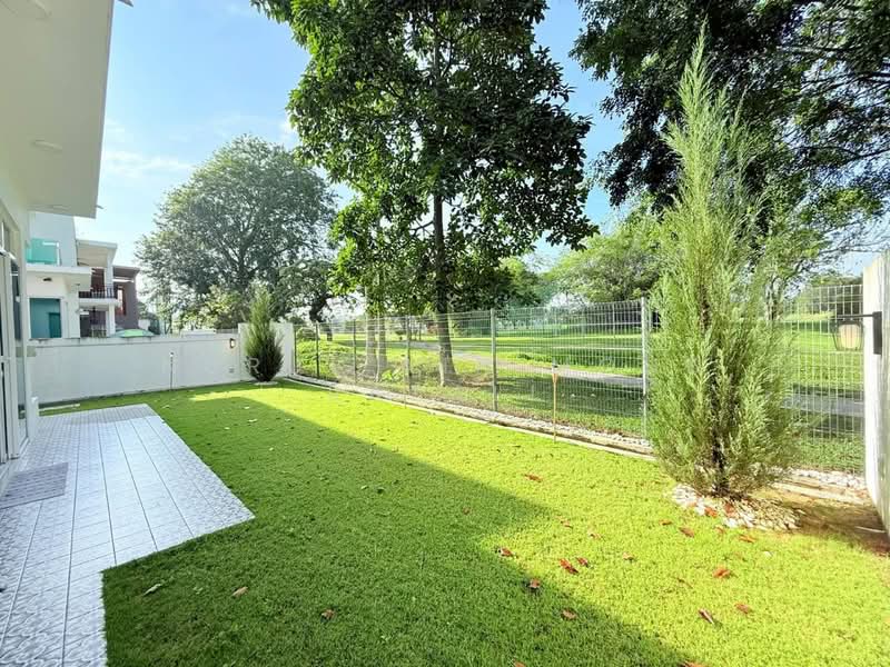Rumah Berkembar untuk Dijual di Seremban (Negeri Sembilan) - Nurul Ain Mohd Razali - Garden - PropertyGuru.com.my