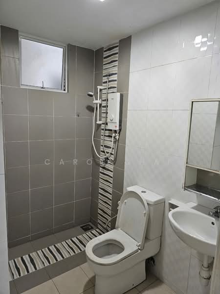 Condominium for Rent at The Zest @ Kinrara 9 - Carol Chai - Bathroom - PropertyGuru.com.my