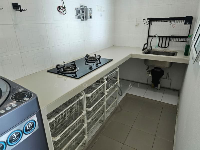 Condominium for Rent at The Zest @ Kinrara 9 - Carol Chai - Kitchen - PropertyGuru.com.my