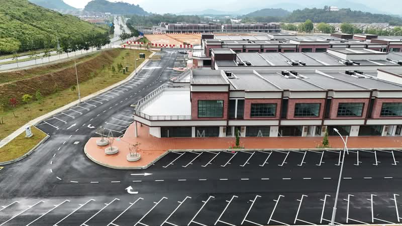 Shop for Rent in Seremban (Negeri Sembilan) - Amni Manan - Exterior - PropertyGuru.com.my
