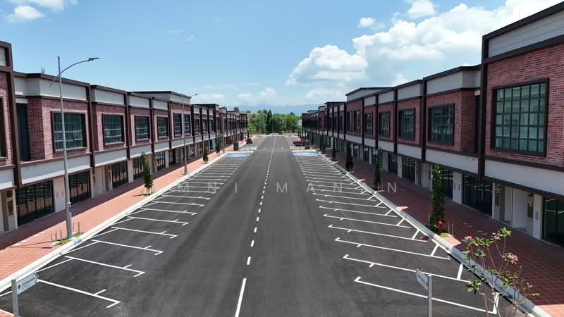 Shop for Rent in Seremban (Negeri Sembilan) - Amni Manan - Exterior - PropertyGuru.com.my