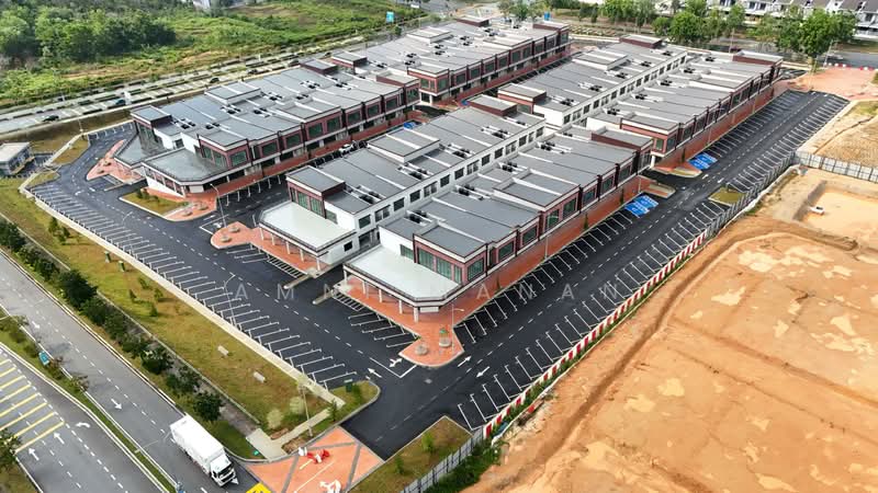 Shop for Rent in Seremban (Negeri Sembilan) - Amni Manan - Exterior - PropertyGuru.com.my