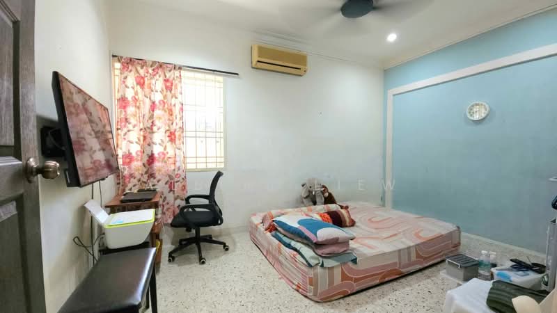 Semi-Detached House for Sale in Paloh (Johor) - Albert Liew - Bedroom - PropertyGuru.com.my
