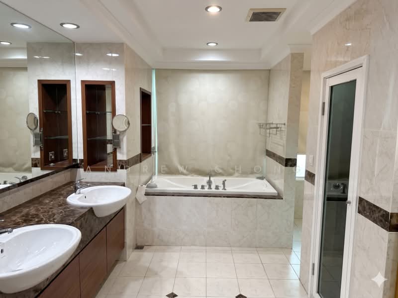Kondominium untuk Disewa di The Cove Condominium - Andrew Chong - Bathroom - PropertyGuru.com.my
