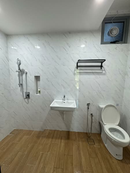 Condominium for Rent at Eco Terraces - Kian Hong Lau - Bathroom - PropertyGuru.com.my
