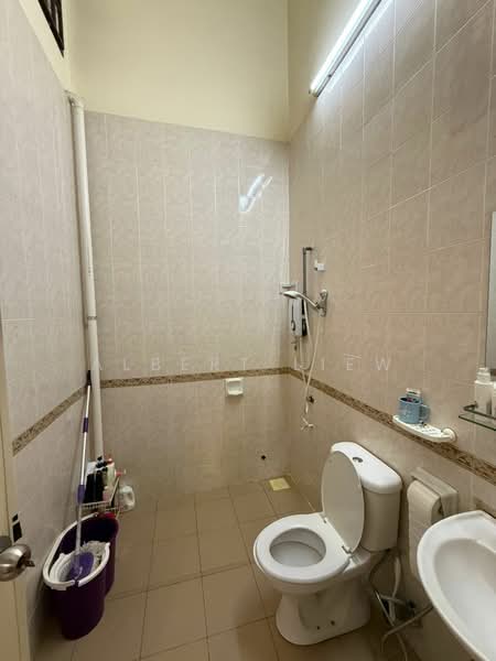 1-storey Terraced House for Sale in Pagoh (Johor) - Albert Liew - Bathroom - PropertyGuru.com.my