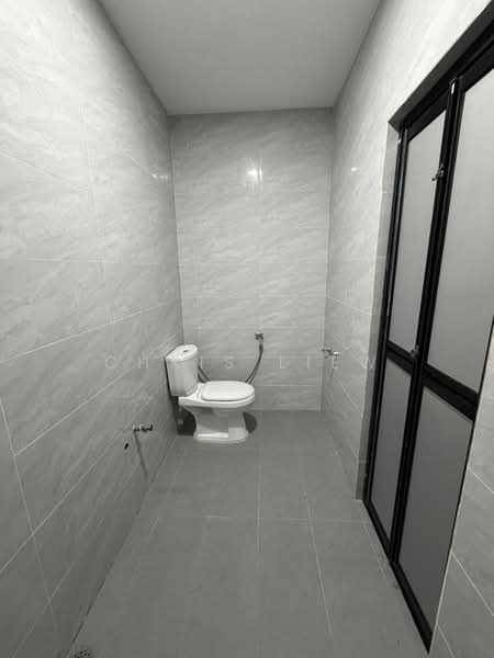 Rumah Teres 1 Tingkat untuk Dijual di Taman Bestari Indah (Ulu Tiram) - Chris Liew - Bathroom - PropertyGuru.com.my