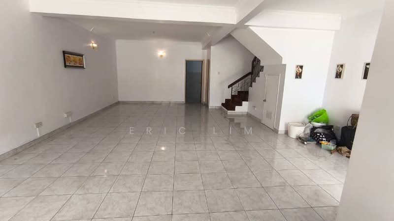 Rumah Teres 2.5 Tingkat untuk Disewa di Bandar Utama 10 (Bandar Utama) - Eric Lim - Living Room - PropertyGuru.com.my