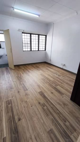 Rumah Teres 2.5 Tingkat untuk Disewa di Bandar Utama 10 (Bandar Utama) - Eric Lim - PropertyGuru.com.my
