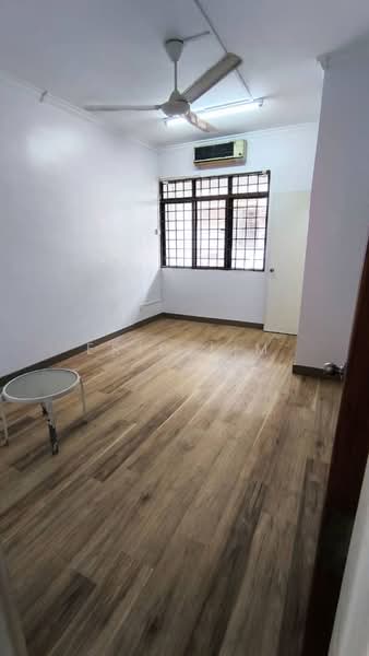 Rumah Teres 2.5 Tingkat untuk Disewa di Bandar Utama 10 (Bandar Utama) - Eric Lim - PropertyGuru.com.my