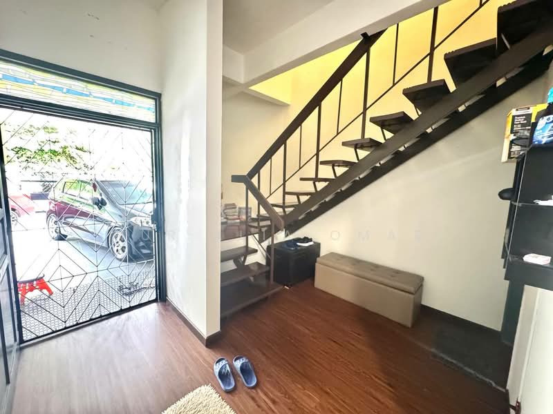 Rumah Teres 2 Tingkat untuk Dijual di Ampang Jaya (Ampang) - Nur Alia Omar - Entrance - PropertyGuru.com.my