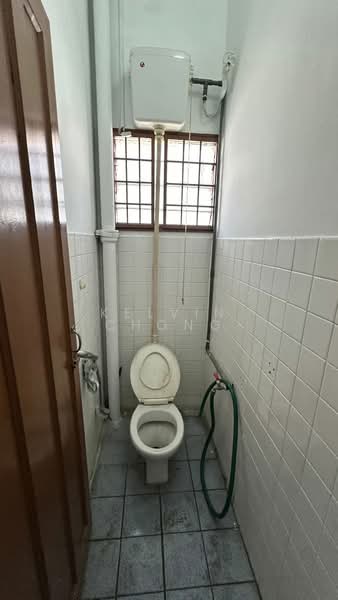Rumah Teres 1 Tingkat untuk Disewa di Taman Ipoh Selatan (Ipoh) - Kelvin Chong - Bathroom - PropertyGuru.com.my