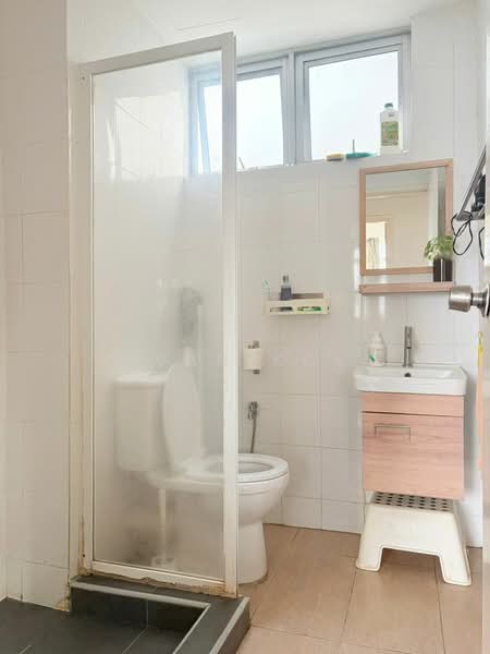 Condominium for Sale at Kelana Puteri - Ivan Kok - Bathroom - PropertyGuru.com.my
