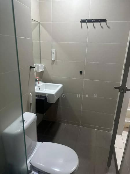 Kondominium untuk Disewa di Tropicana Bay Residences - Pheng Han - Bathroom - PropertyGuru.com.my