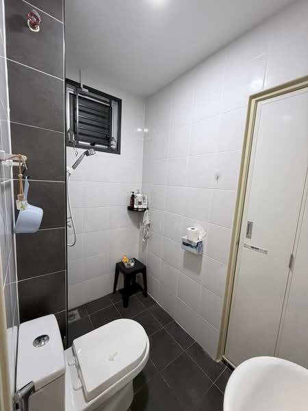 Terraced House for Rent in Pasir Gudang (Johor) - Le Ching . - Bathroom - PropertyGuru.com.my