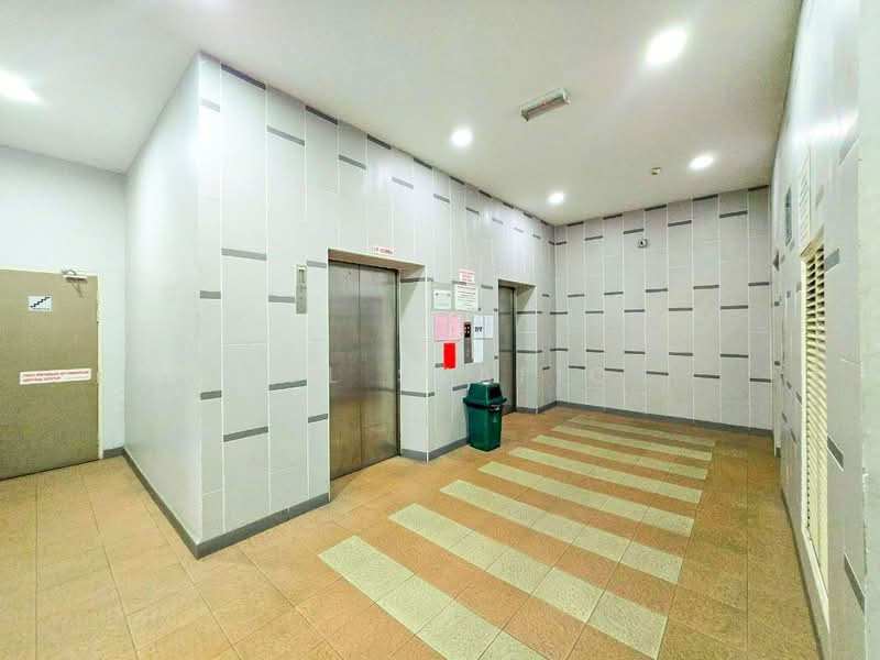 Service Residence for Sale at OUG Parklane - Zul Syafiq - Lobby - PropertyGuru.com.my