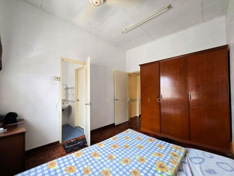 Terraced House for Sale in Bandar Kinrara Seksyen 5 (Bandar Kinrara) - Zul Syafiq - Bedroom - PropertyGuru.com.my