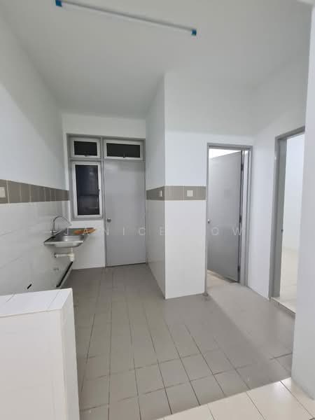 2-storey Terraced House for Sale in Setia Alam (Selangor) - Janice Low - Kitchen - PropertyGuru.com.my