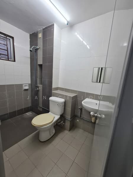 2-storey Terraced House for Sale in Setia Alam (Selangor) - Janice Low - Bathroom - PropertyGuru.com.my