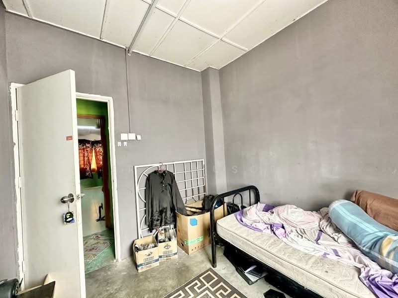 Rumah Teres 2 Tingkat untuk Dijual di Sungai Buloh (Selangor) - Erin Yusof - Bedroom - PropertyGuru.com.my