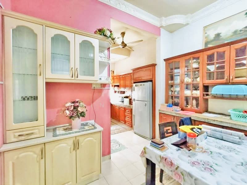 For Rent - Taman Tropika