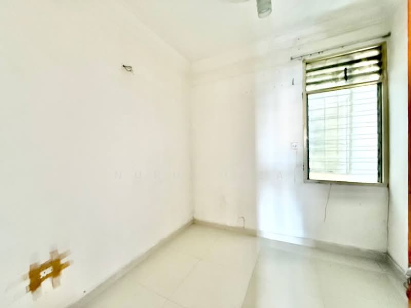 Pangsapuri untuk Dijual di Suria Apartment, Taman Medan - Nurul Izza - PropertyGuru.com.my