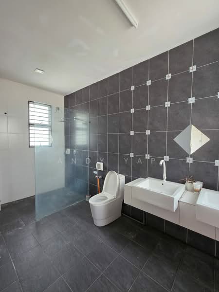 Semi-Detached House for Sale in Rawang (Selangor) - Andy Yap - Bathroom - PropertyGuru.com.my