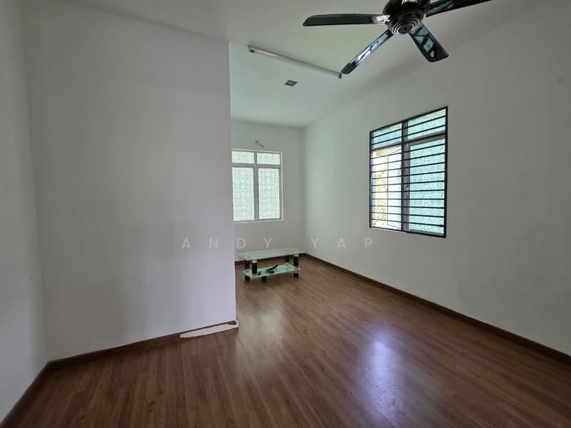 Semi-Detached House for Sale in Rawang (Selangor) - Andy Yap - Living Room - PropertyGuru.com.my